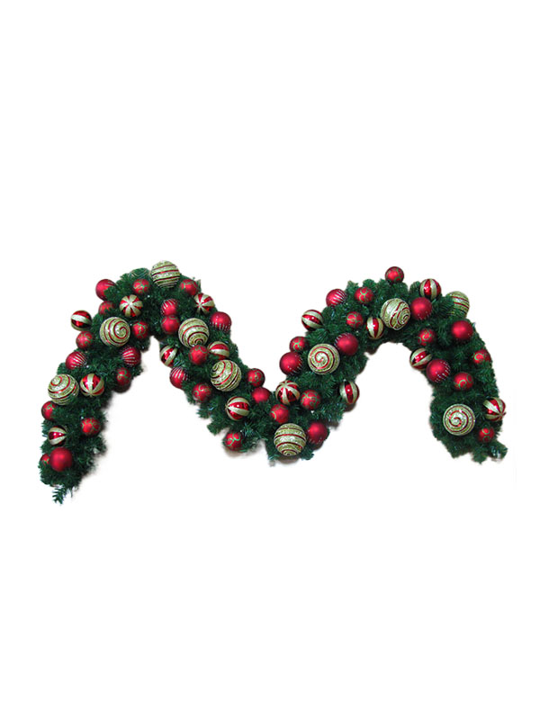 Karışık Şenlikli Dekorasyon Topları ile Noel Çelenk