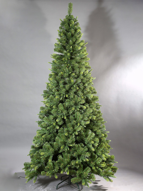 Normal Noel Ağacı 9A3A8712